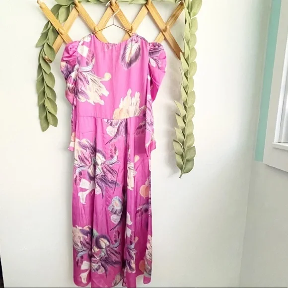 PatBO Grace Floral Puff Sleeve Midi Dress